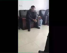 肇事逃逸吃瓜群众视频,吃瓜群众视频记录惊险瞬间