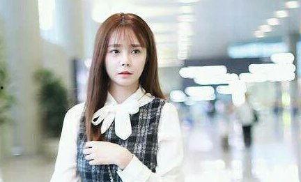 吃瓜群众和杨迪什么关系,揭秘娱乐圈的趣味关系