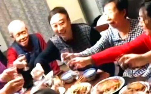 双喜盈门吃瓜群众